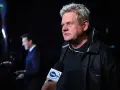 Kazik Staszewski, znany z walki z chorobą, udziela wywiadu dla TVN24.